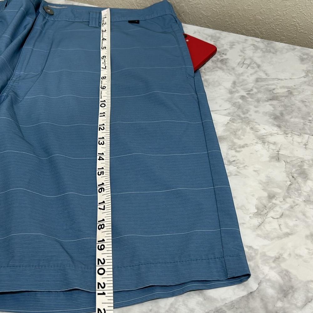 TRAVIS MATHEW MEN CASUAL BLUE PLAID SHORTS Sz 36 - Picture 6 of 9